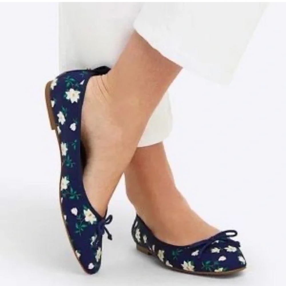 Draper James Size 10 Navy Fabric Floral Print Fairy Core Ballet Flats Bow